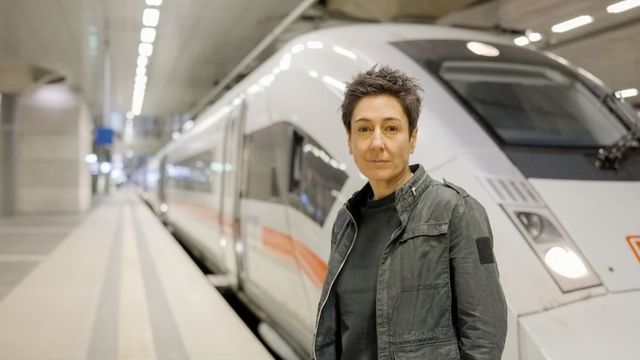 Video: Bahn fordert, dass Hayali-Doku aus ZDF-Mediathek fliegt