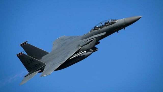 Video: 131-Milliarden-Deal: Boeing soll neue F-15 für die USA bauen