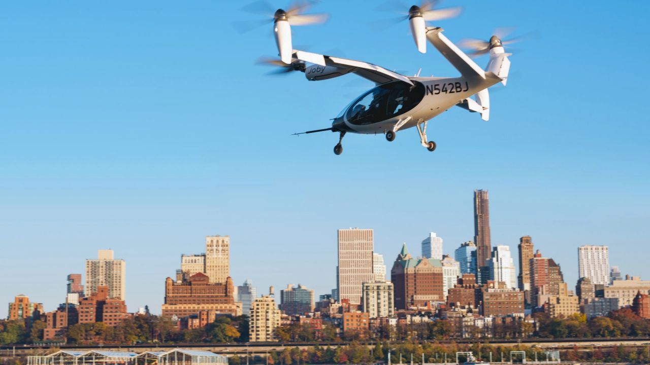 Erster Test in der Stadt: Fliegendes Elektrotaxi hebt in New York City ab