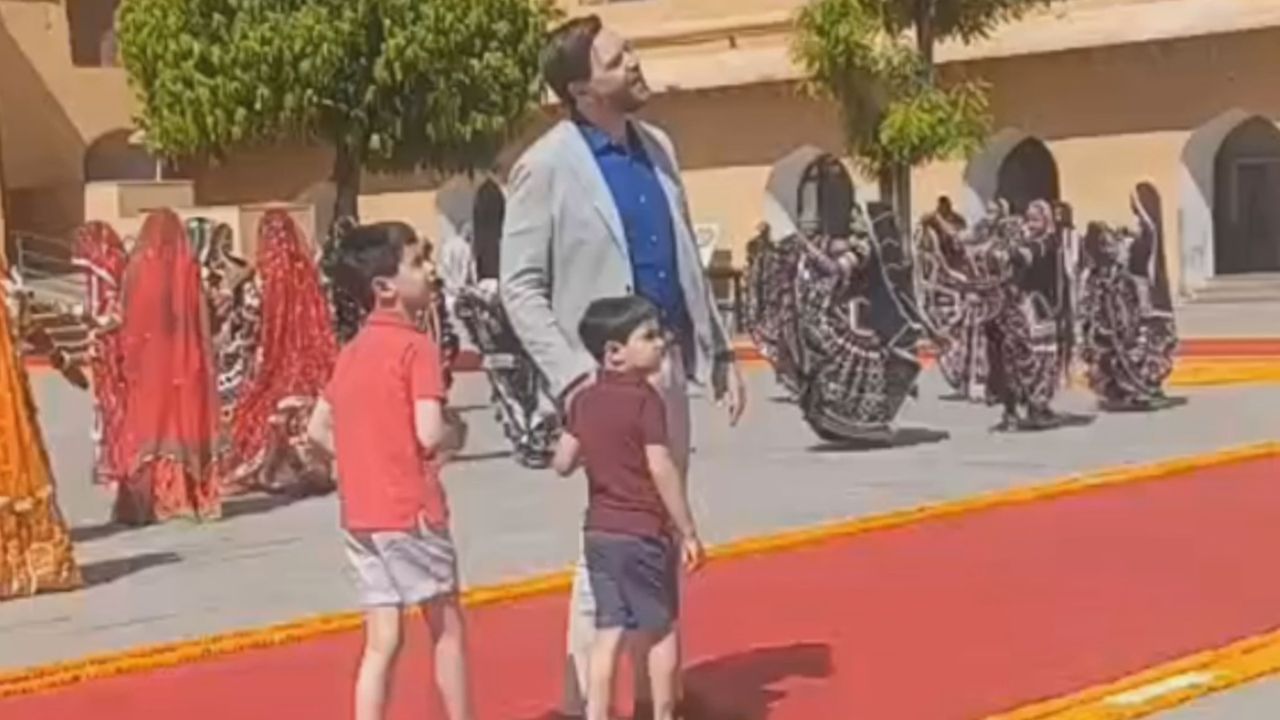 Video: J.D. Vance zu Besuch in Indien: Verhandlungen über angedrohte US-Zölle