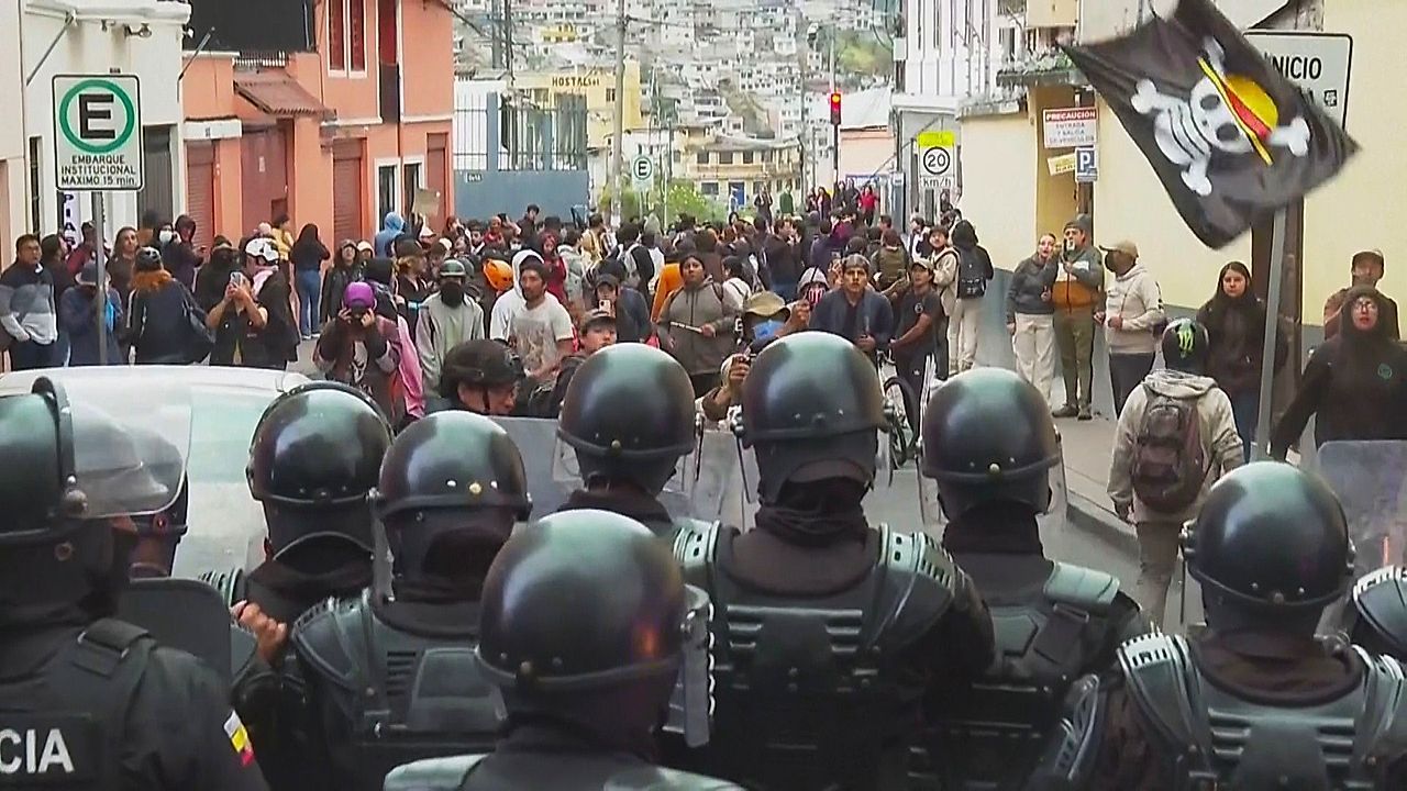 Unruhen in Ecuador: Ausnahmezustand in sieben Provinzen nach massiven Protesten