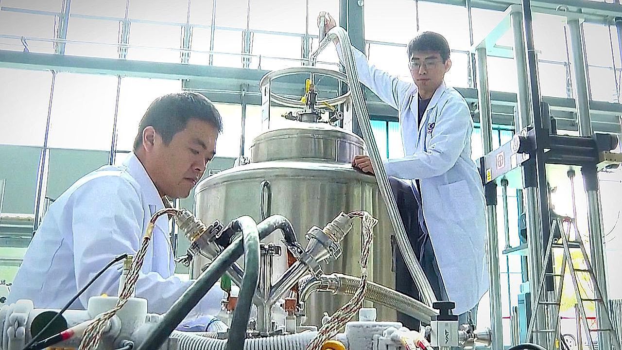 Video: Chinese scientists set new magnetic field record