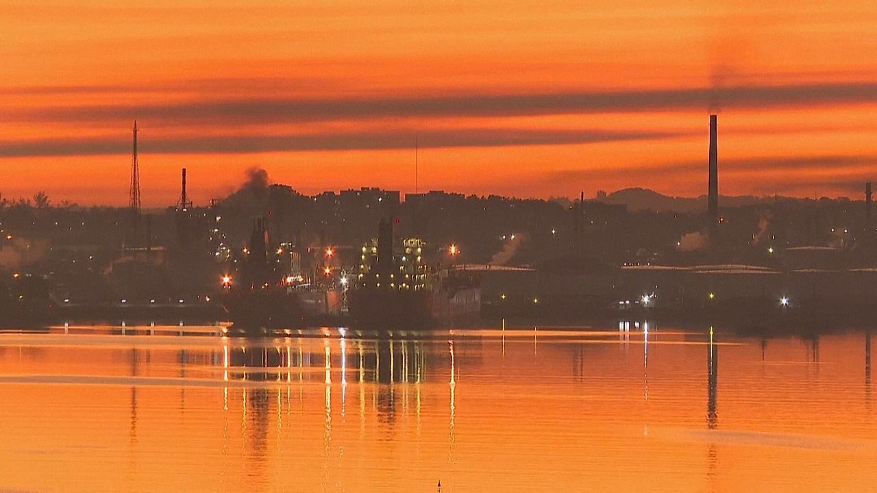 Video: US-Ölblockade gegen Kuba: Urlauber müssen abreisen – Krise verschärft sich