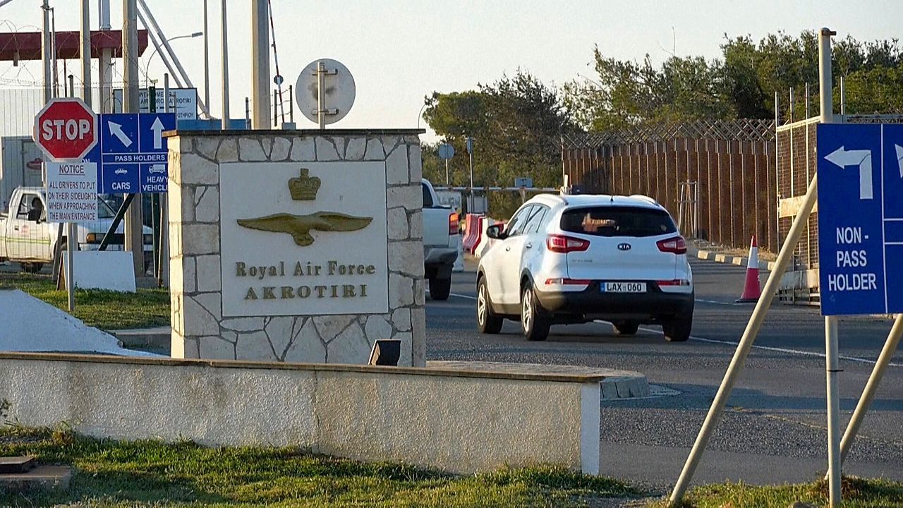 Video: Angriff auf Zypern: Drohne schlägt auf britischer Luftwaffenbasis ein