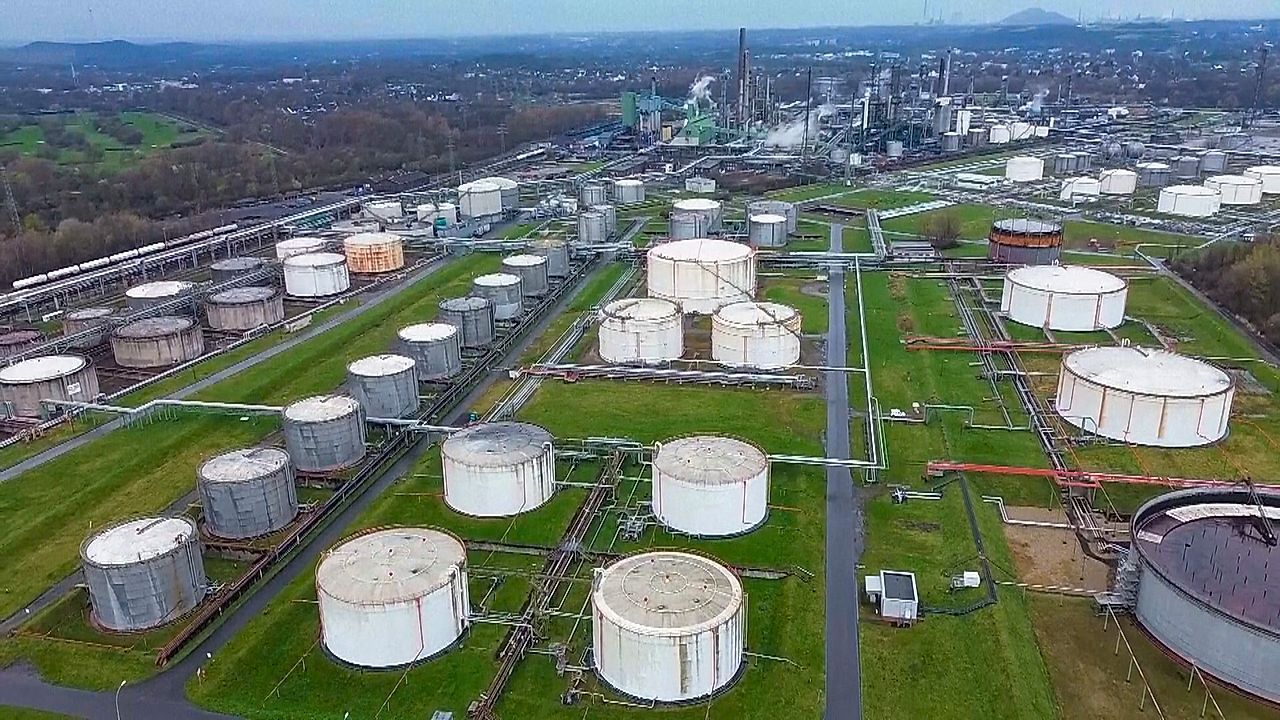 Video: Iran-Schock: Deutschland gibt Ölreserven frei und deckelt Benzinpreise