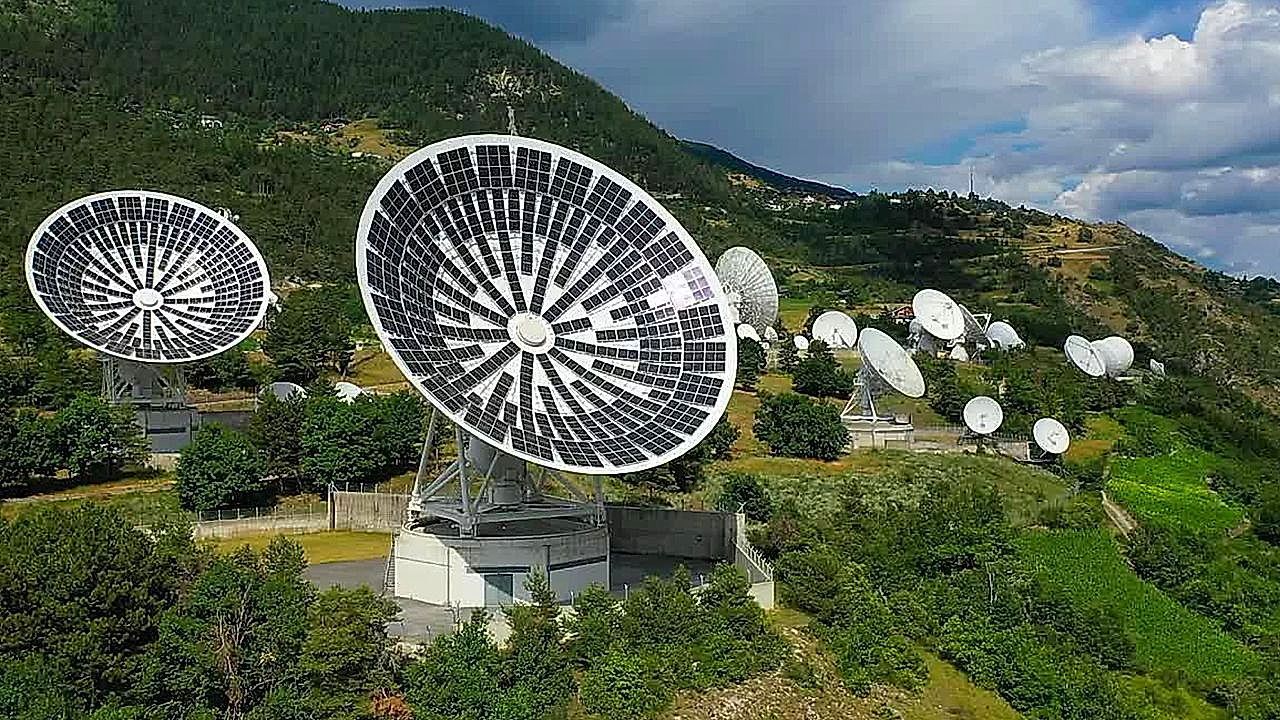 Video: Clash of the titans! Amazon seeks to buy globalstar to curb Starlink