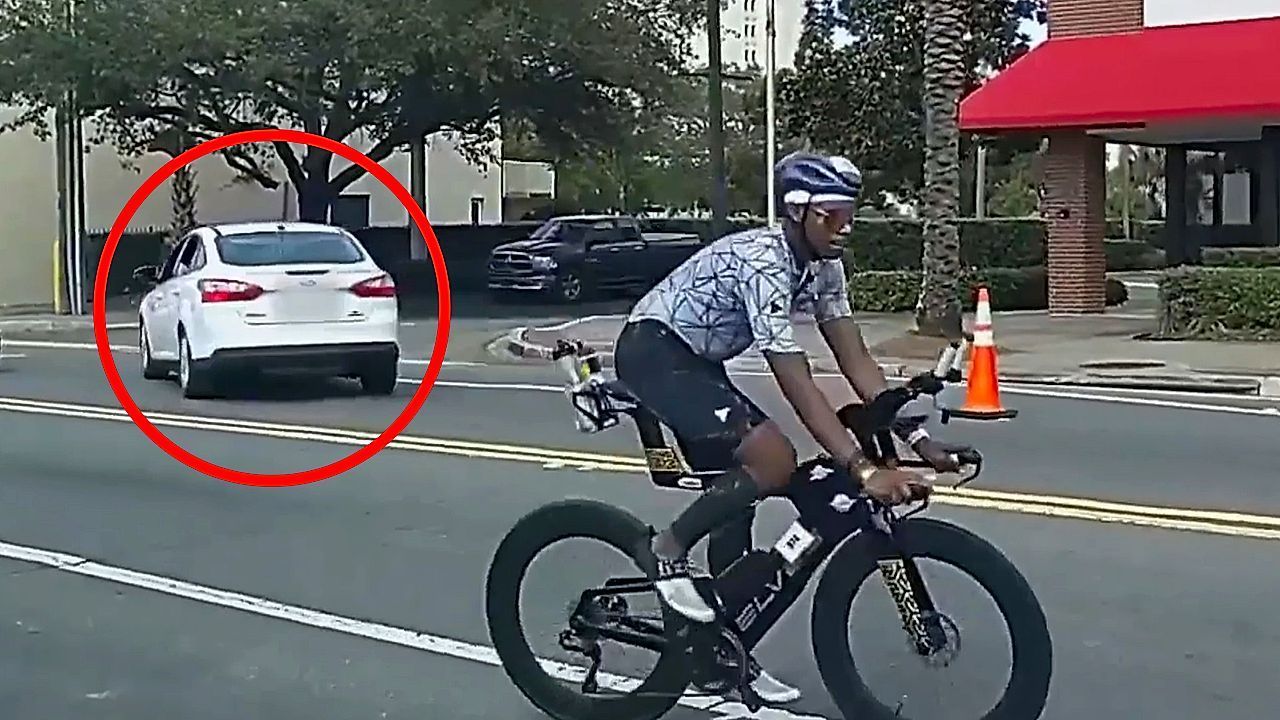 Video: Auf Ironman-Kurs gerast: Polizei in Florida verfolgt Fahrer auf Rennstrecke
