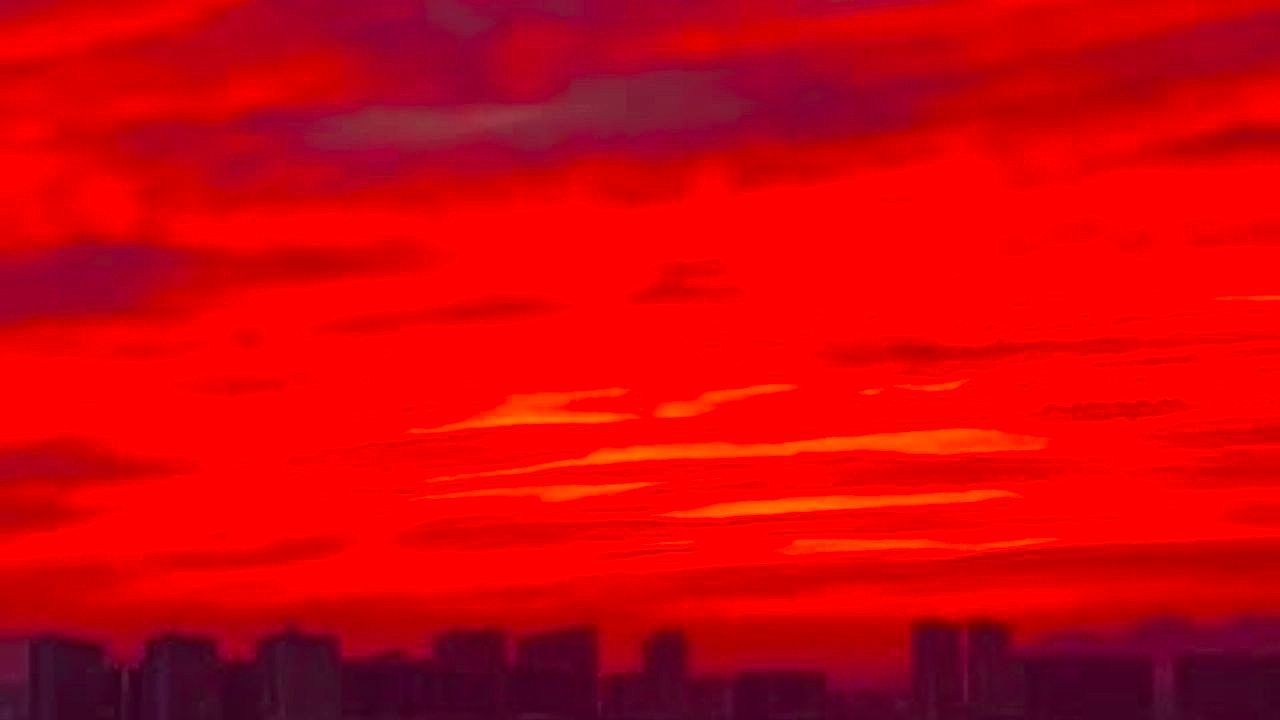 Video: Eerie red sky glows over China as Super Typhoon Bavi bears down on China