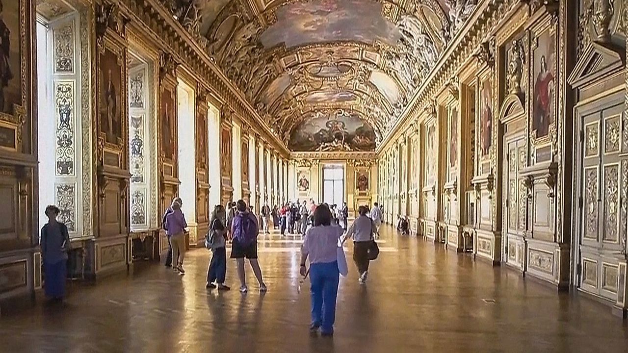 Video: Neun Monate nach spektakulärem Raub: Apollo-Galerie im Louvre öffnet wieder