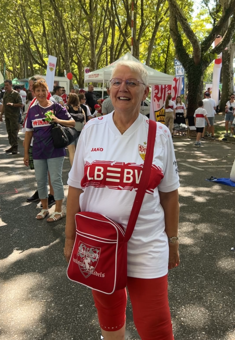 Video: „VfB-Oma" verrät ihren Supercup-Tipp
