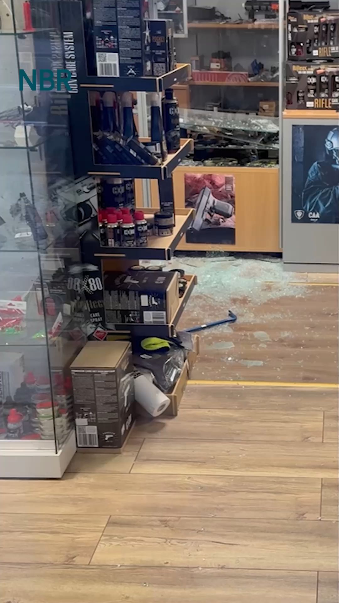 Video: Einbruch in Waffengeschäft: Zwei Festnahmen in Oberbayern