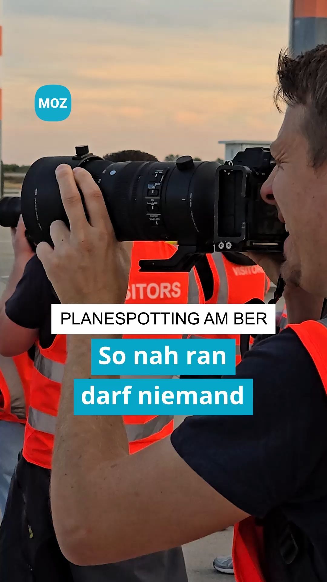 Video: Flugzeuge so nah wie sonst selten