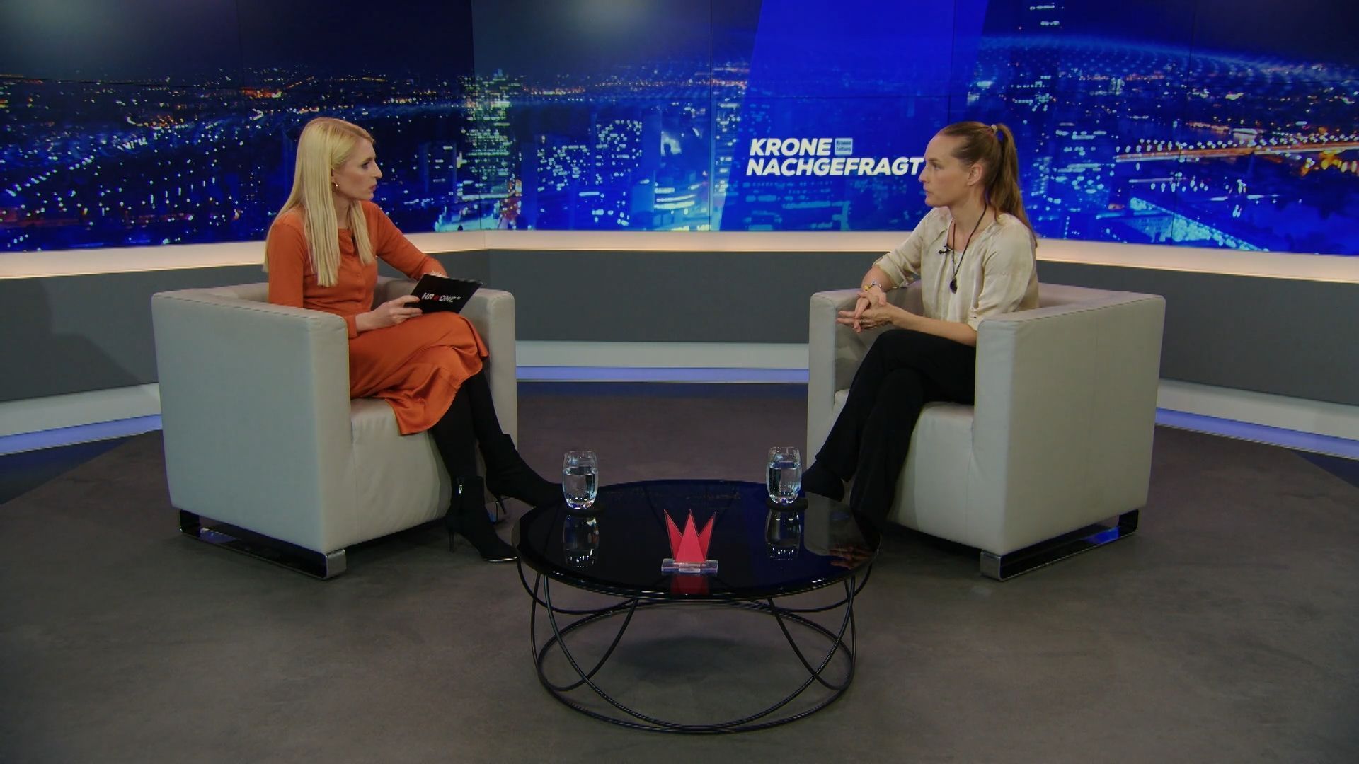 Video: Kinder verschleppt: „So hat sich mein Ex-Mann radikalisiert"