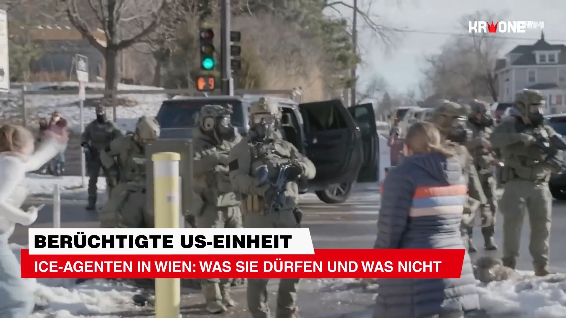 Video: Berüchtigte US ICE-Agenten in Wien: Was sie dürfen und was nicht