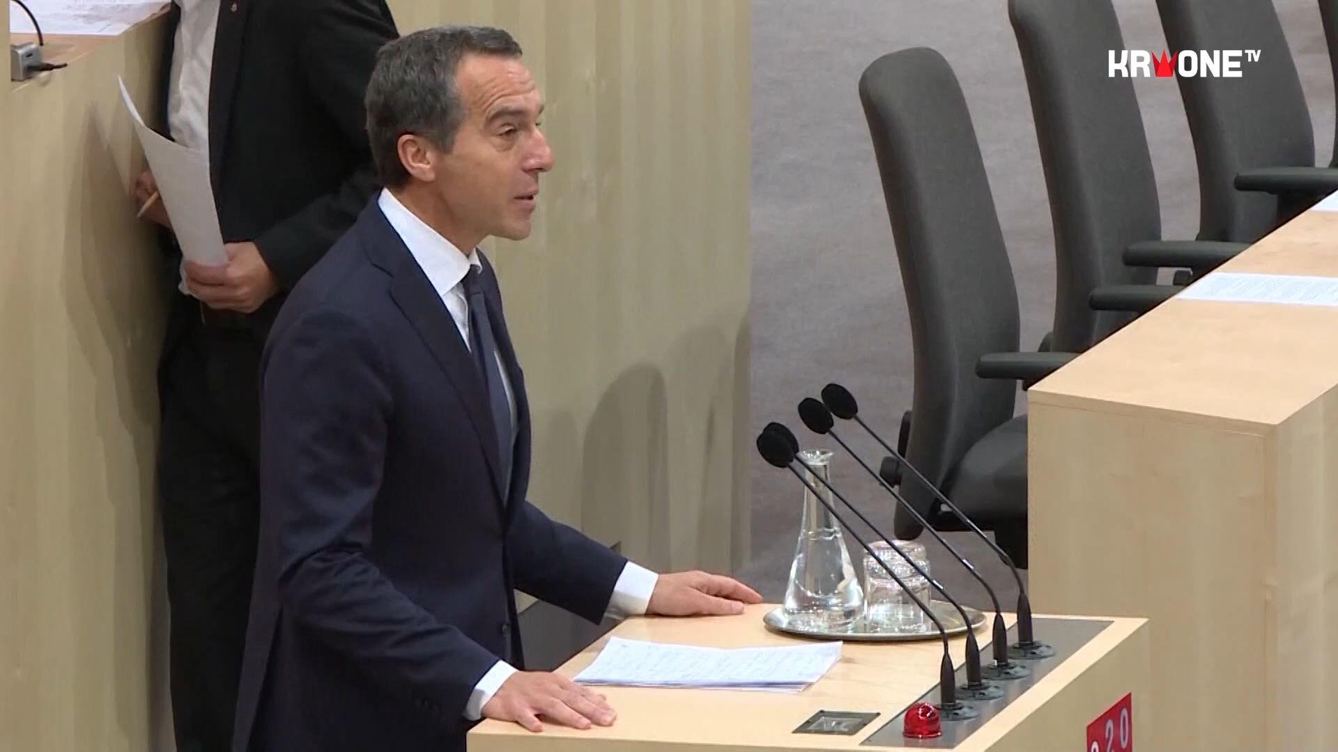Video: Altkanzler Christian Kern dementierte: „Frei erfunden“? Hofburg bestätigt aber das Kern-Treffen