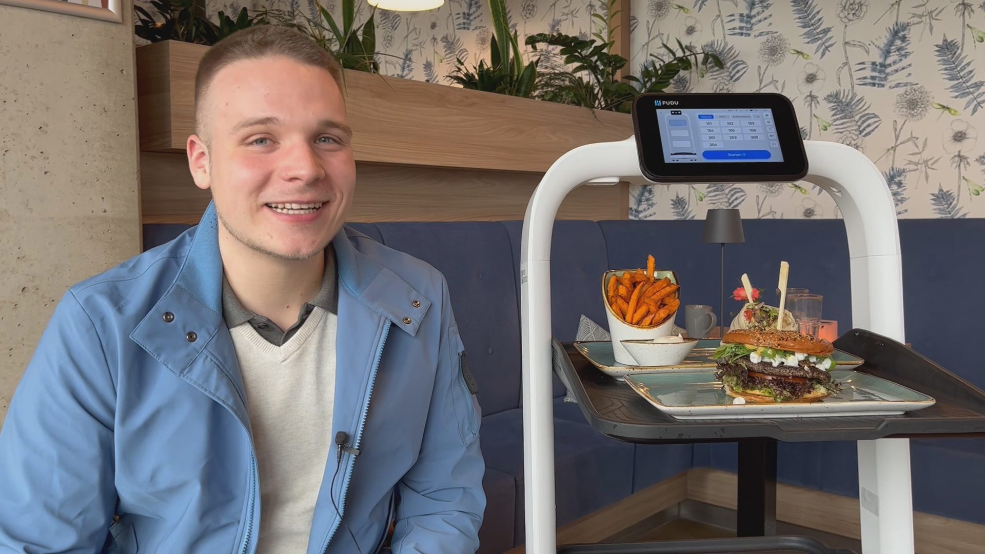 Neumarkt: Eatery now relies on serving robots