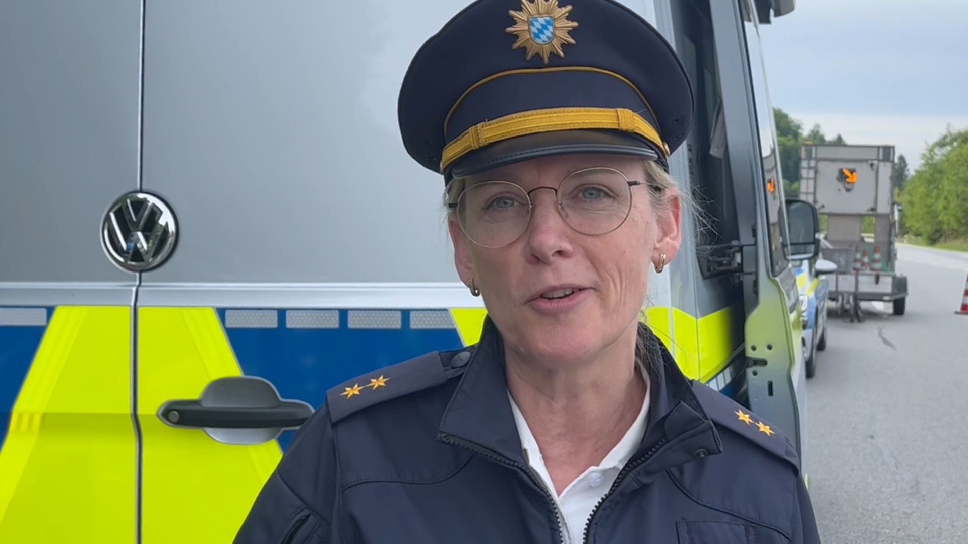 Video: Polizei-Kontrolle auf der B12: Freyung reagiert auf Unfälle