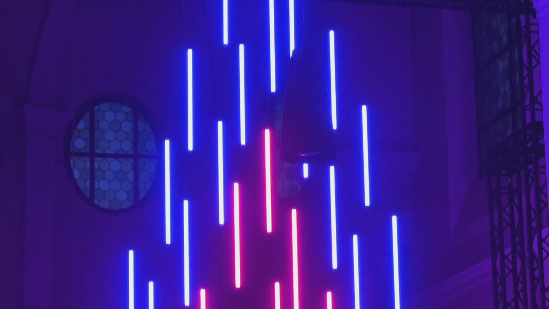 Video: Kunst trifft Kirche - in Regensburg