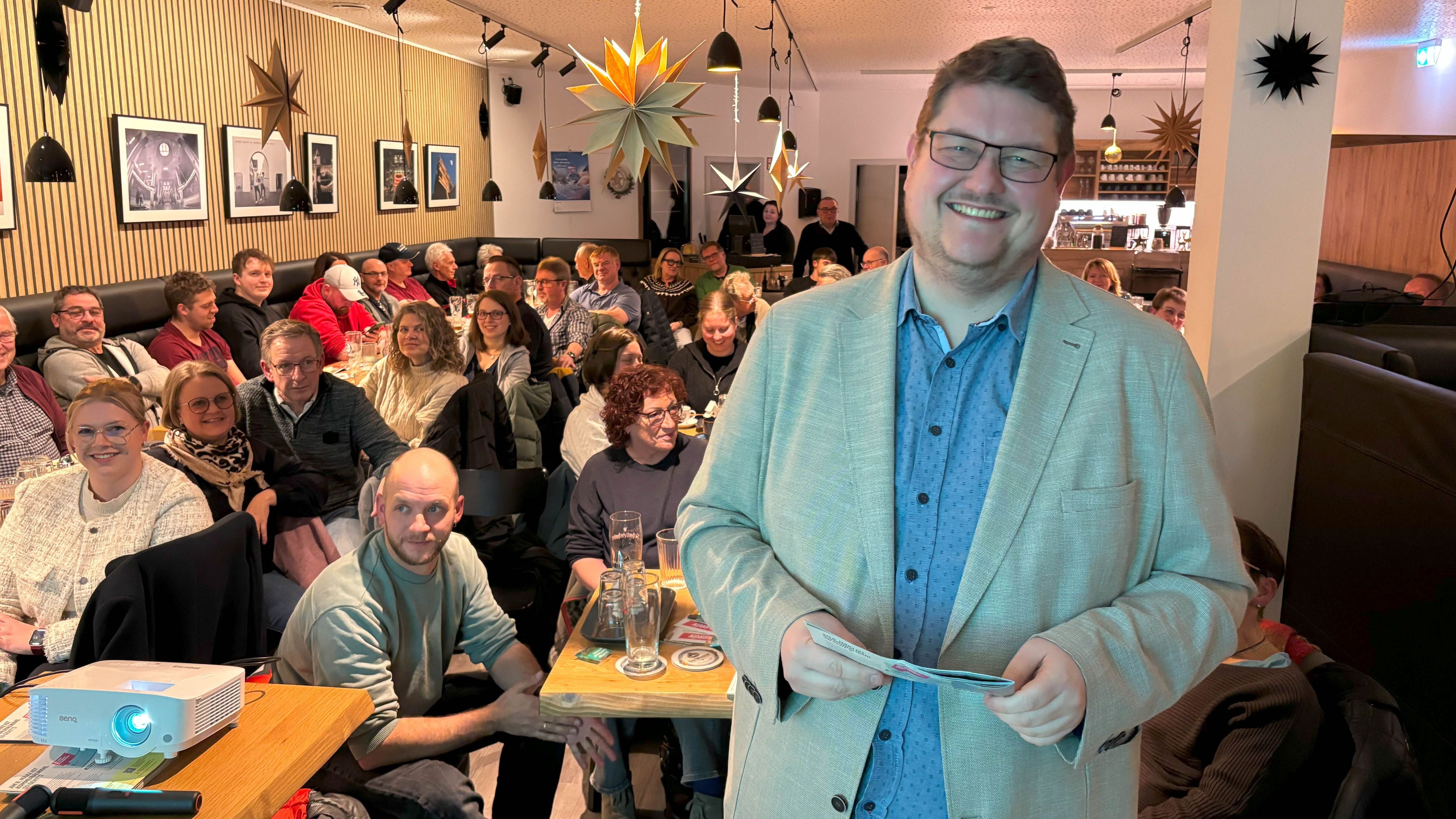 Video: Bürgermeisterkandidat Felix Erbe präsentiert sich den Wählern