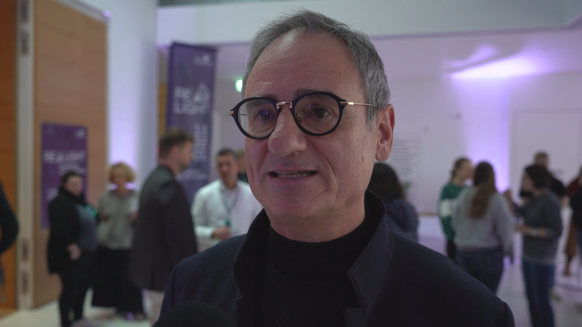 Video: Fassaden, Farben, Faszination: Relight-Festival kehrt zurück nach Regensburg