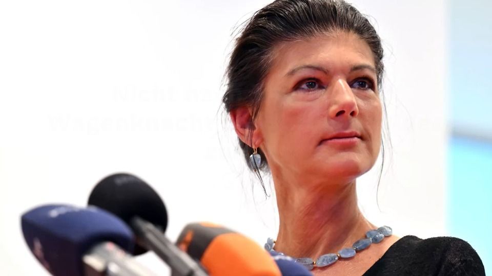 Video: Wagenknecht gibt Höcke Korb