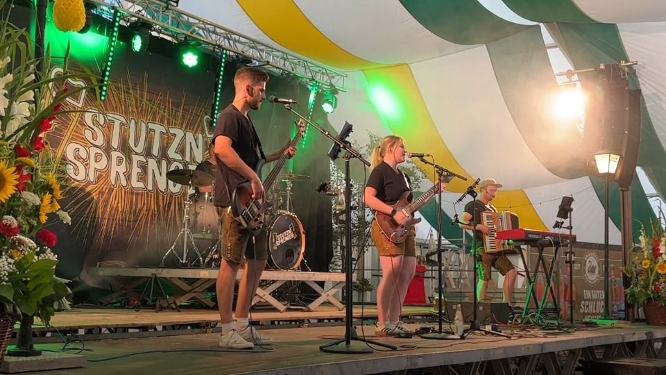 Video: Die Stutznsprenger: Eine neue Band erobert die Volksfestzelte der Region