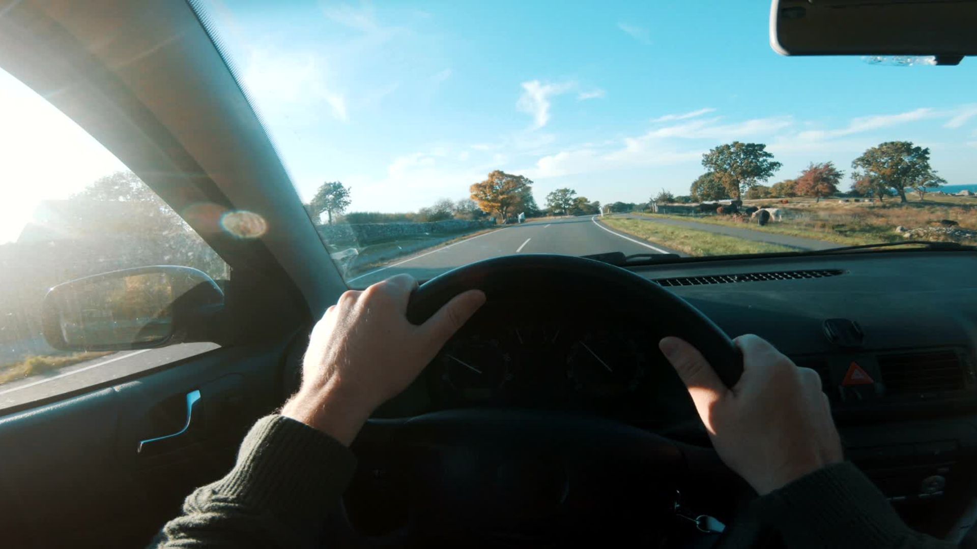 Video: Nackt Auto fahren: Ist das erlaubt?