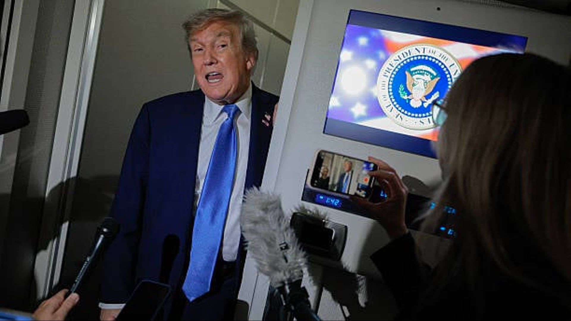 Video: Iran-Konflikt sorgt für Spaltung der MAGA-Bewegung.