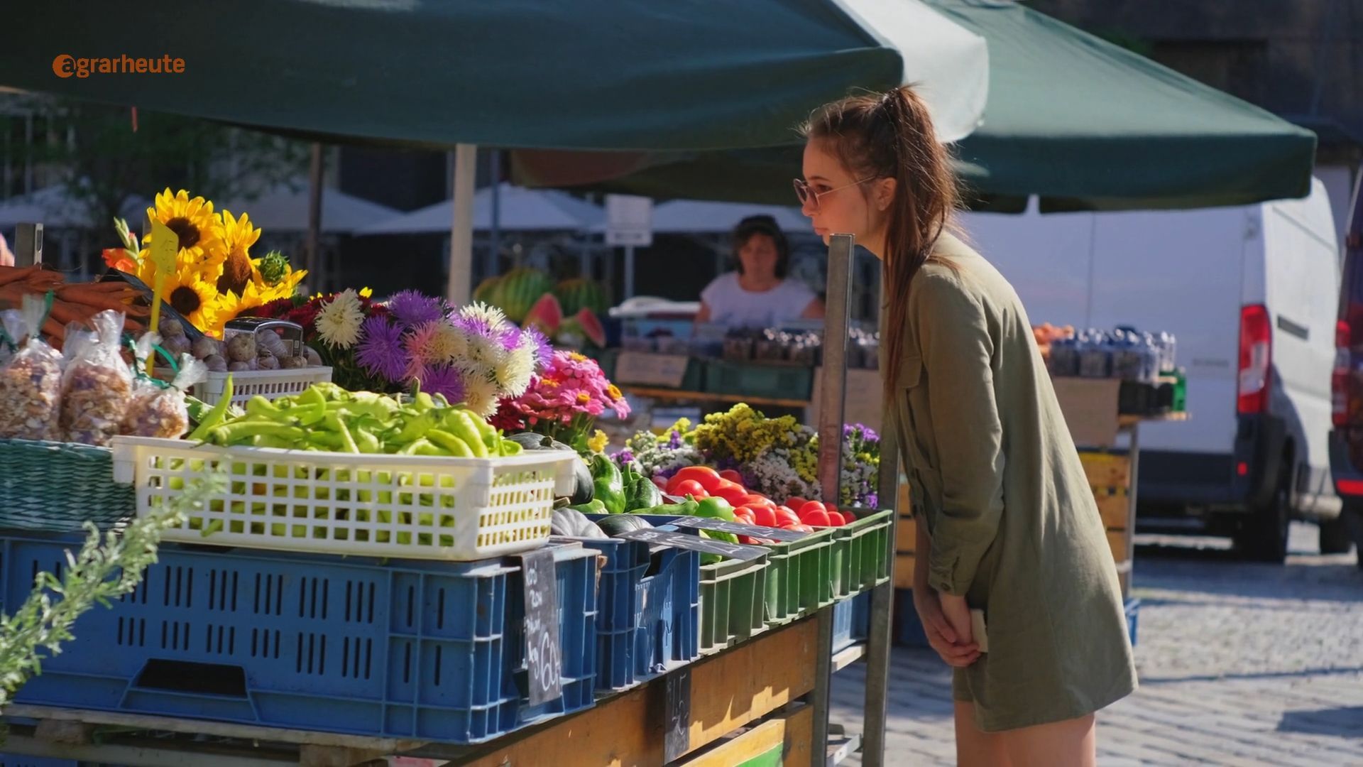 Video: Jugendliche kaufen mehr Bio: Wo bleibt der Bio-Boom in der Landwirtschaft?