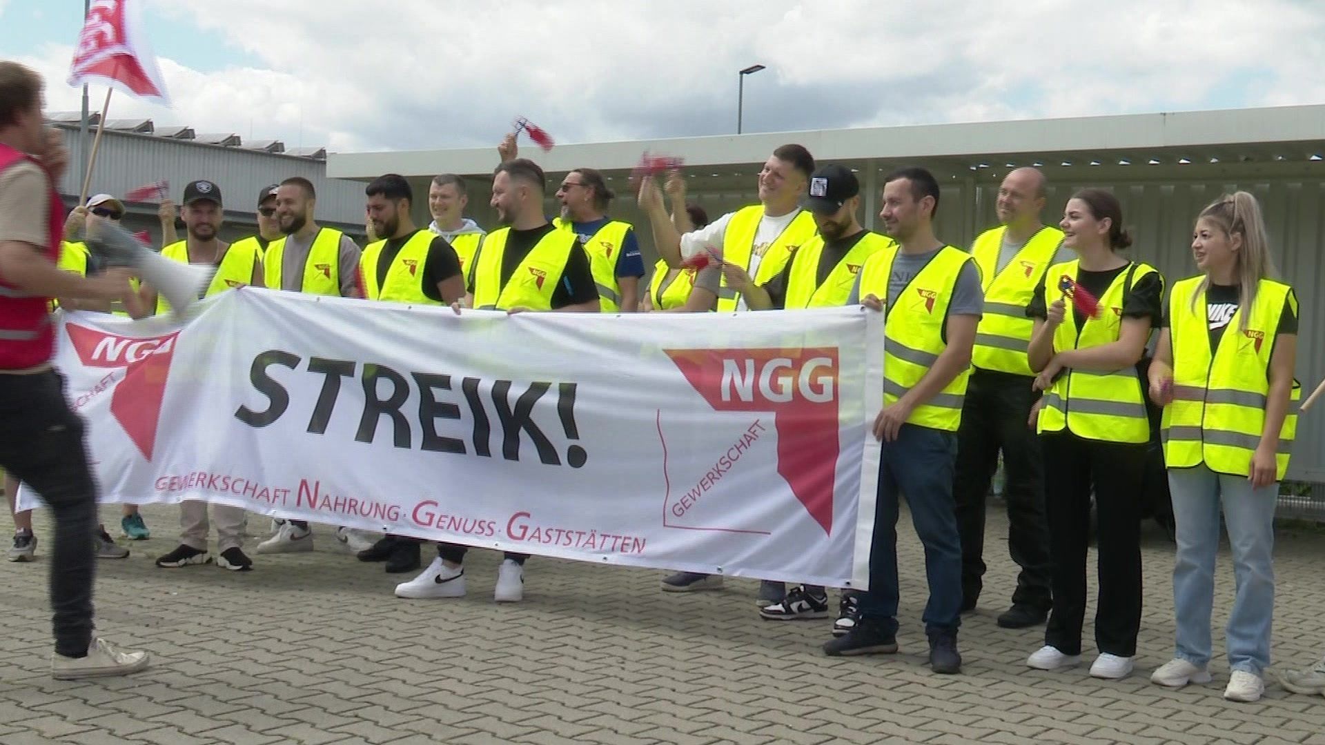 Video: a.tv kompakt: Bäcker streiken in Leipheim