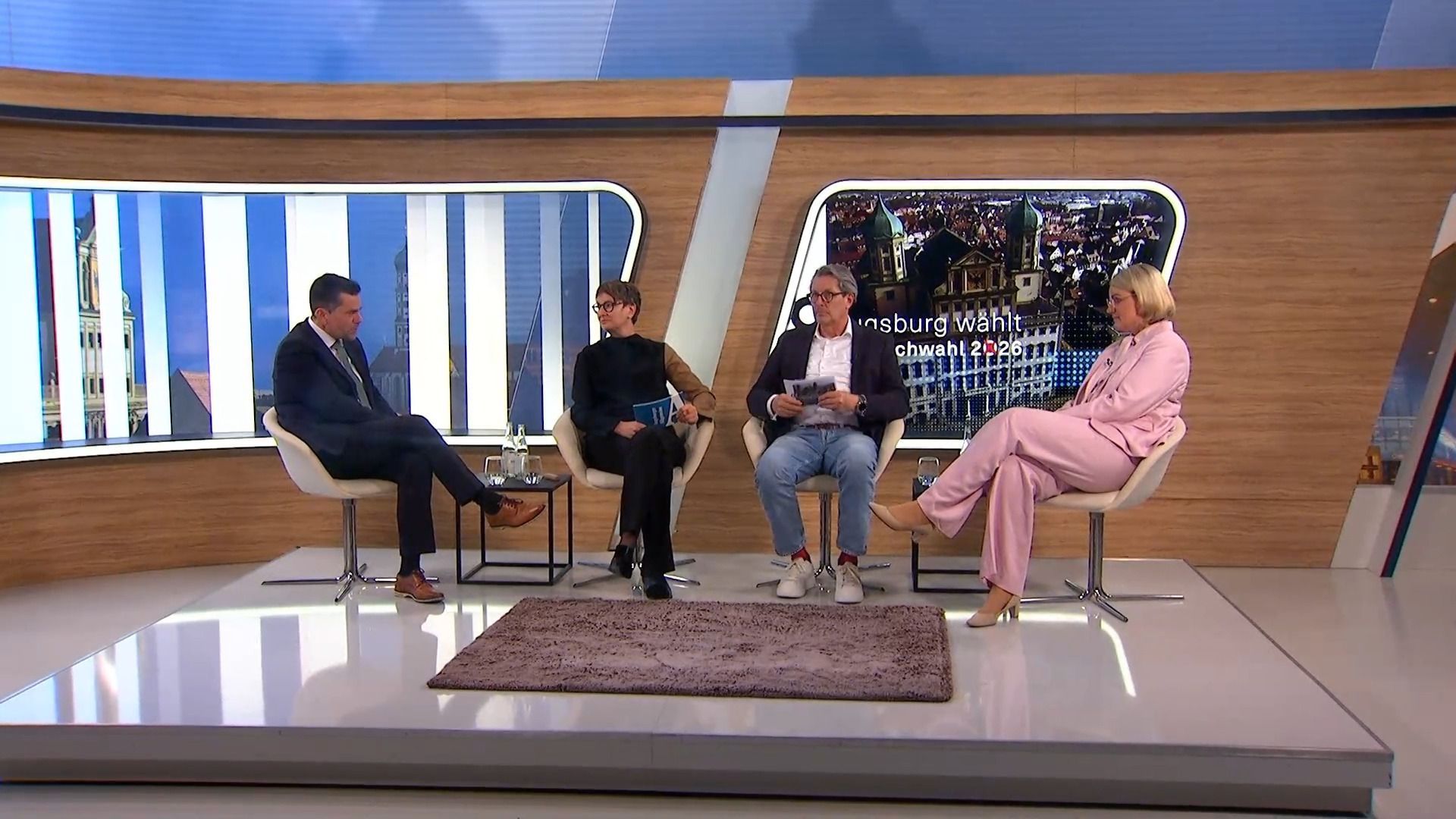 Video: Augsburg vor der Stichwahl: Podiumsdiskussion mit Eva Weber und Florian Freund