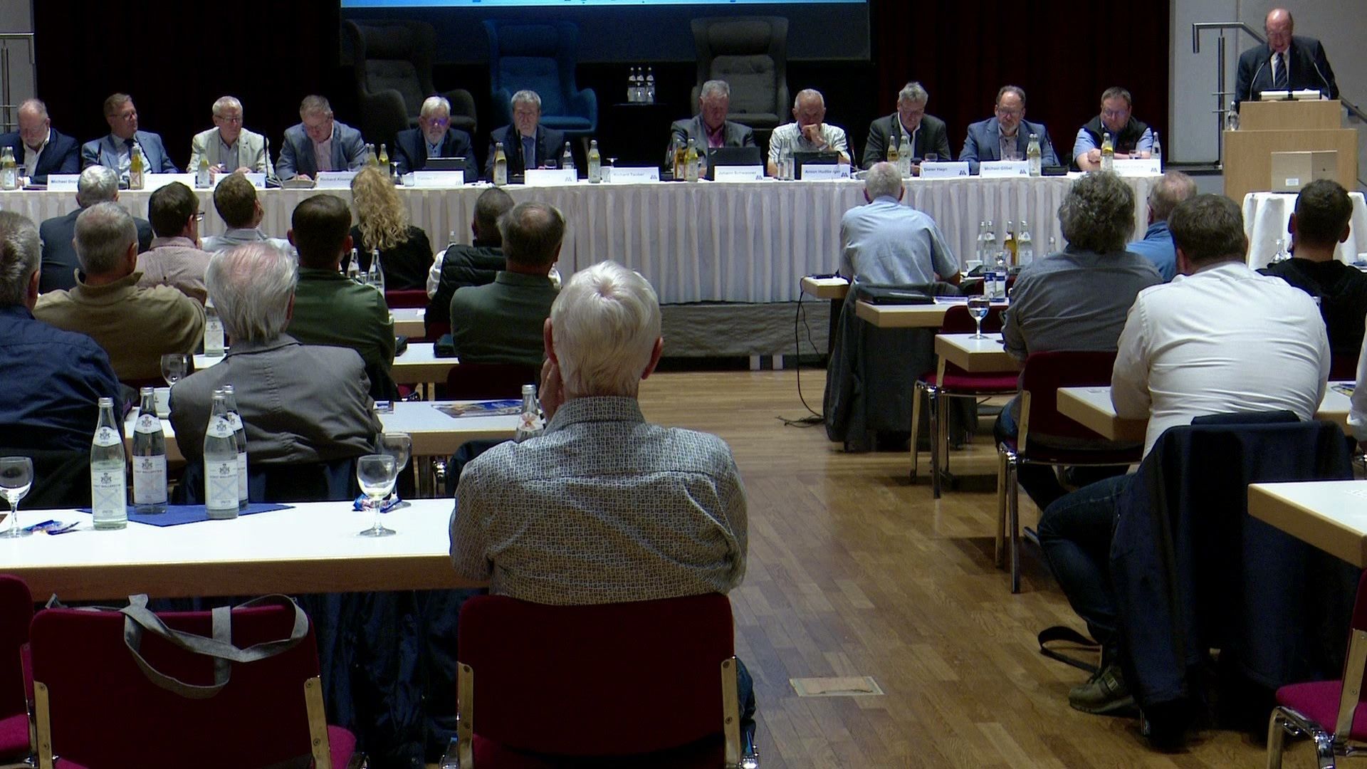 Video: a.tv kompakt: Landesverbandstag des Bereichs Metall in Nördlingen