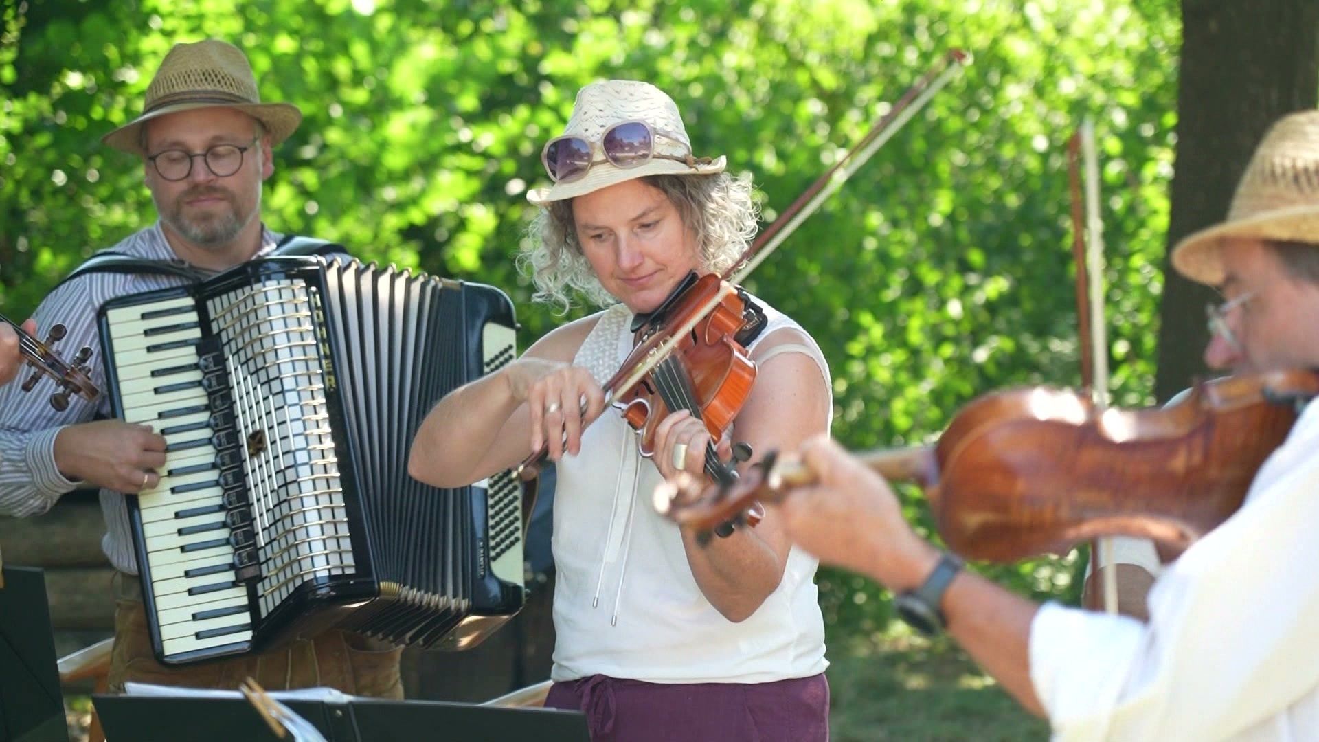 Video: Kultur in Schwaben: Tag der Volksmusik in Illerbeuren