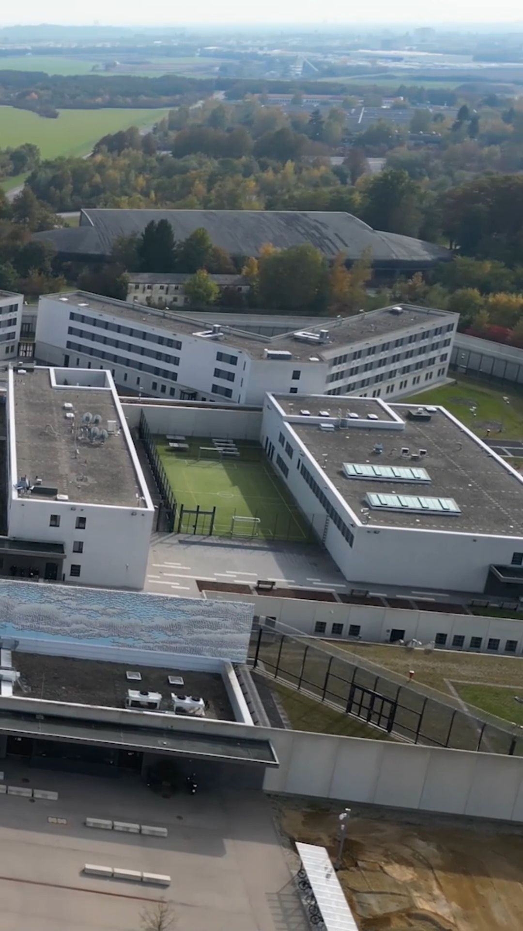 Gefangene misshandelt? Skandal in der JVA Gablingen - Video