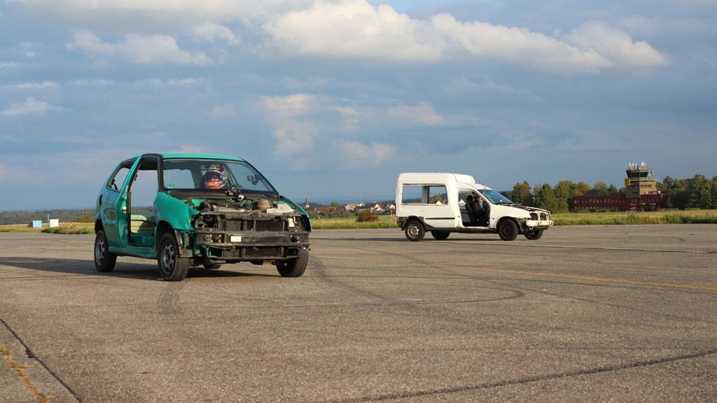 Junk Car Challenge (5): Race (Episode 302)