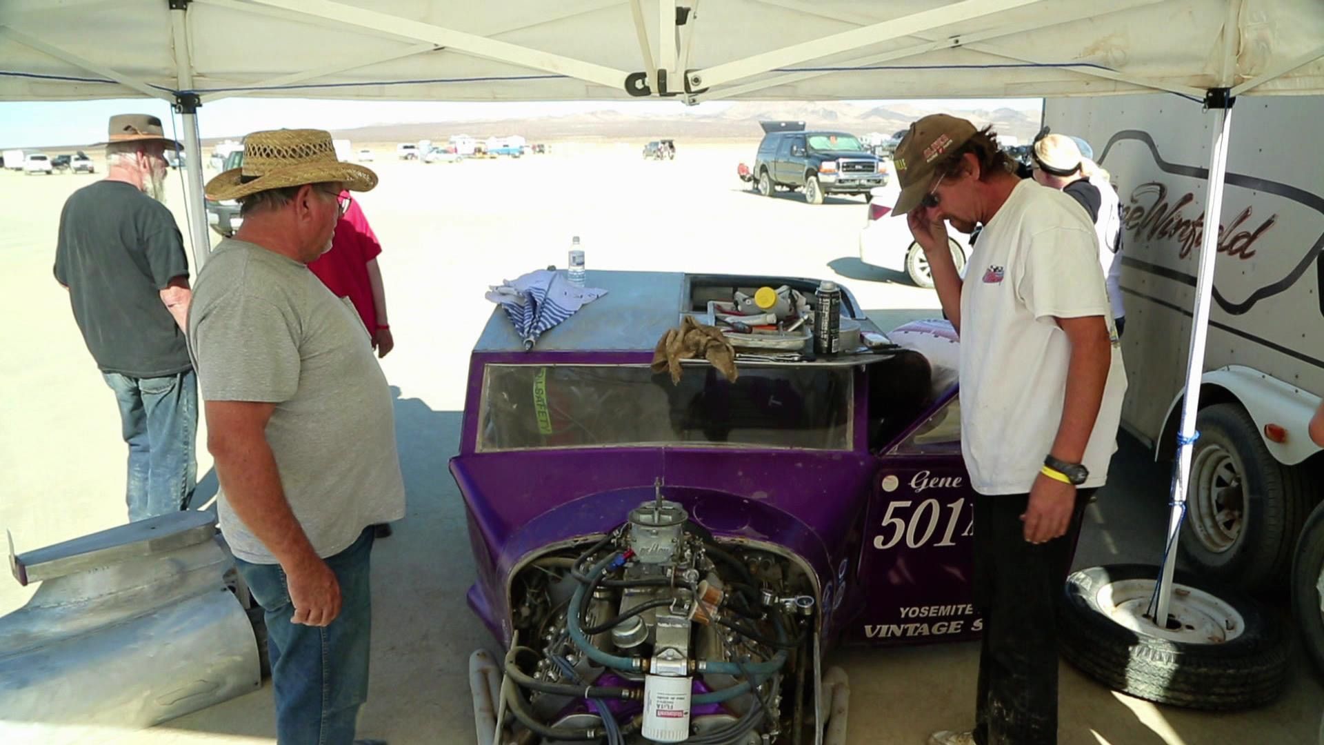 The most extreme drag races in the world (Episode 414)