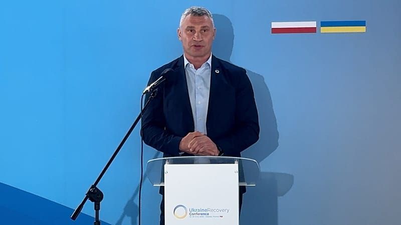 Video: Klitschko bei Ukraine-Wiederaufbaukonferenz: "Müssen es machen wie Polen"