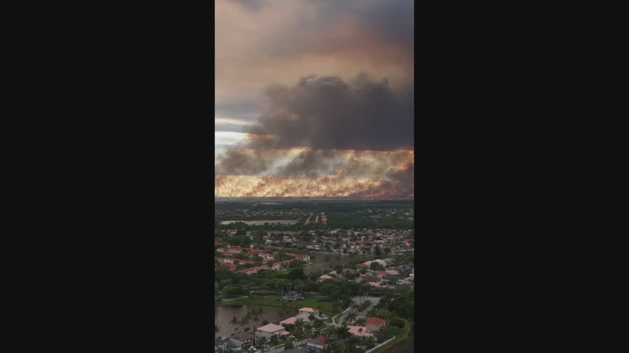 Florida: Drohnenvideo von einem Everglades-Waldbrand