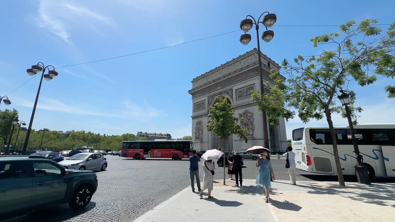 Video: Frankreich: Paris verkürzt Besuchszeiten am Arc de Triomphe wegen drückender Hitzewelle