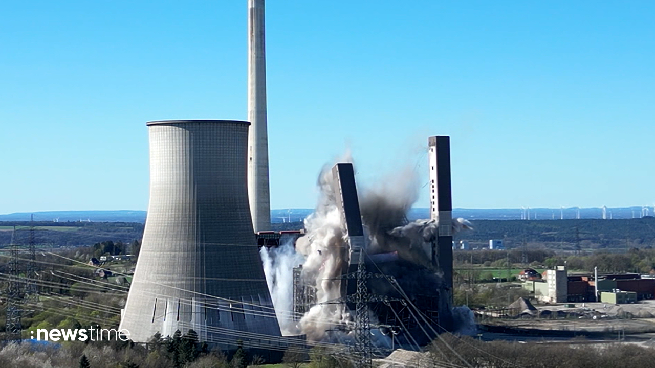 Video: Kohlekraftwerk in Ibbenbüren gesprengt