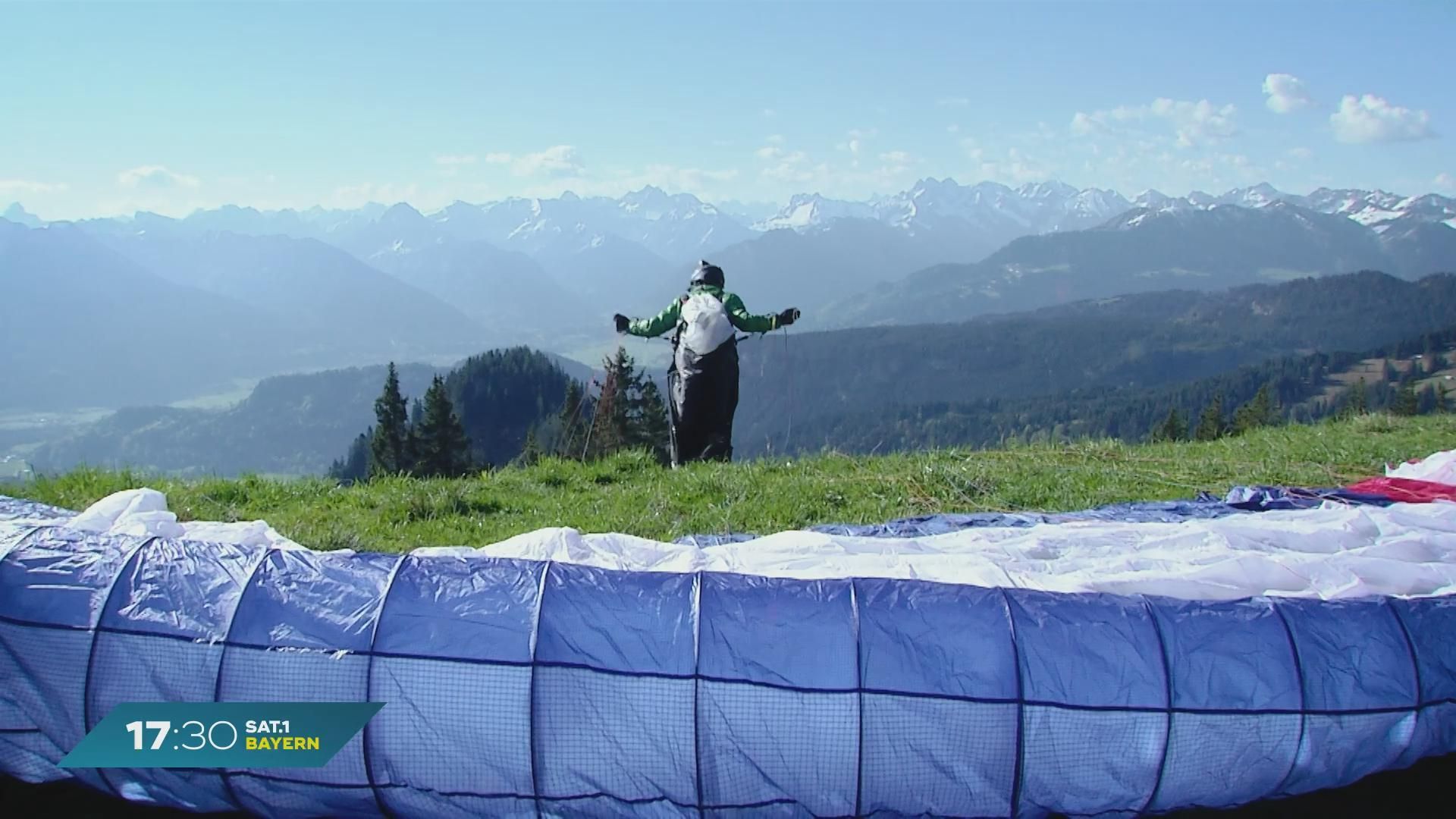 Hike and Fly im Allgäu: Der Kombisport aus Wandern und Gleitschirmfliegen
