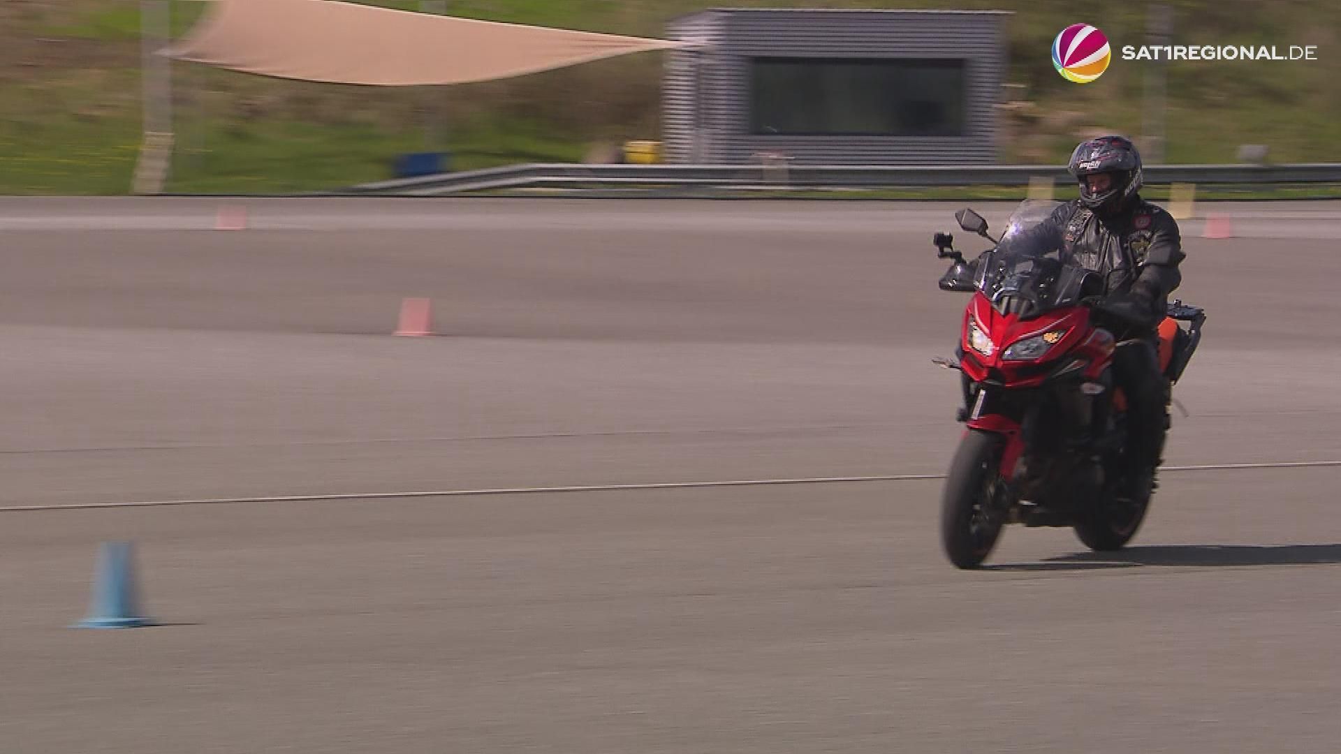 ADAC bietet Sicherheitstraining für Biker in Boksee an