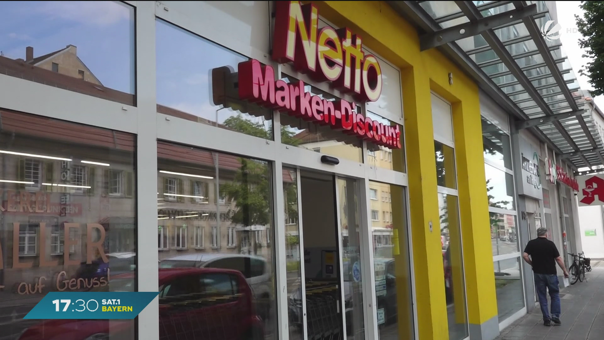 Video: Raubüberfall in Nürnberger Supermarkt: Kunden greifen ein