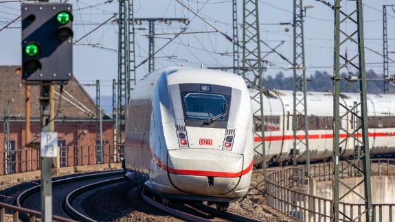 Bahn noch unpünktlicher als vor einem Jahr