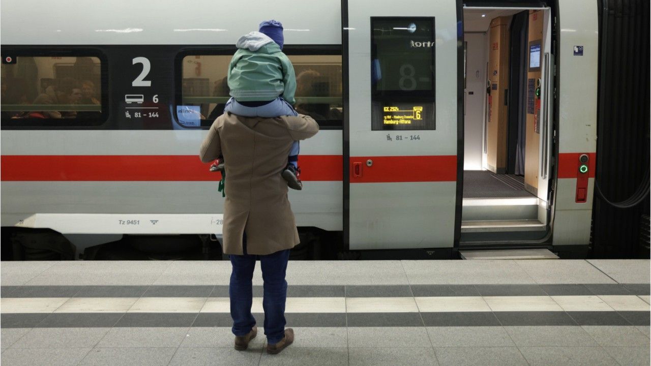 Union kritisiert Bahn wegen Abschaffung der Familienreservierung