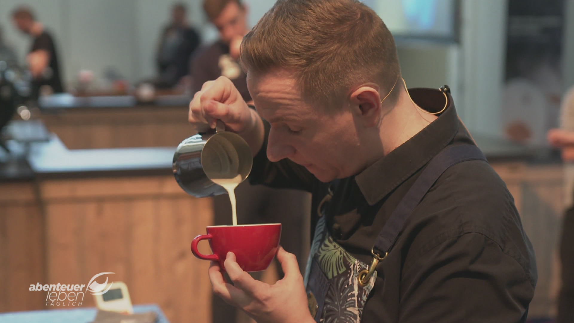 Latte Art: Who will be the Milk Foam Master?