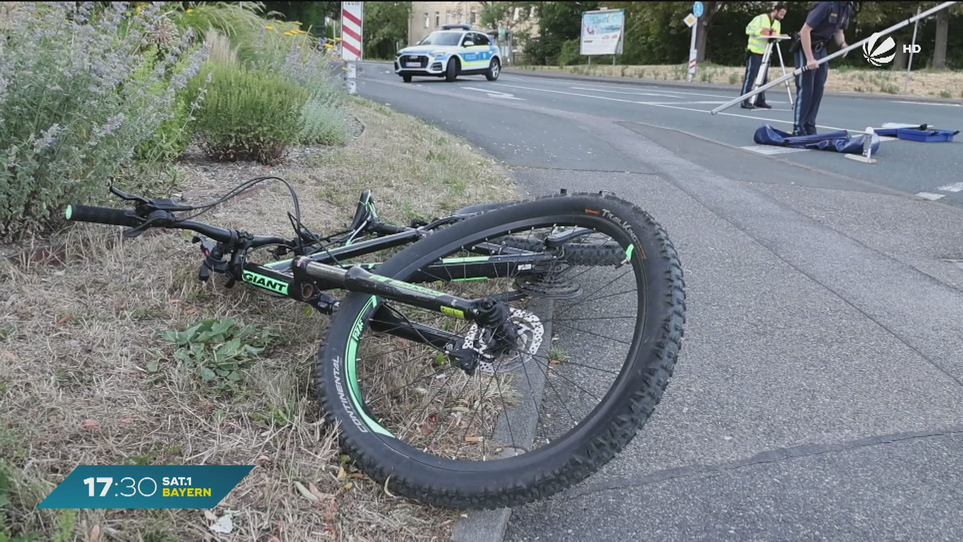 Video: Schwerer Fahrradunfall in Oberfranken: 13-Jähriger lebensgefährlich verletzt