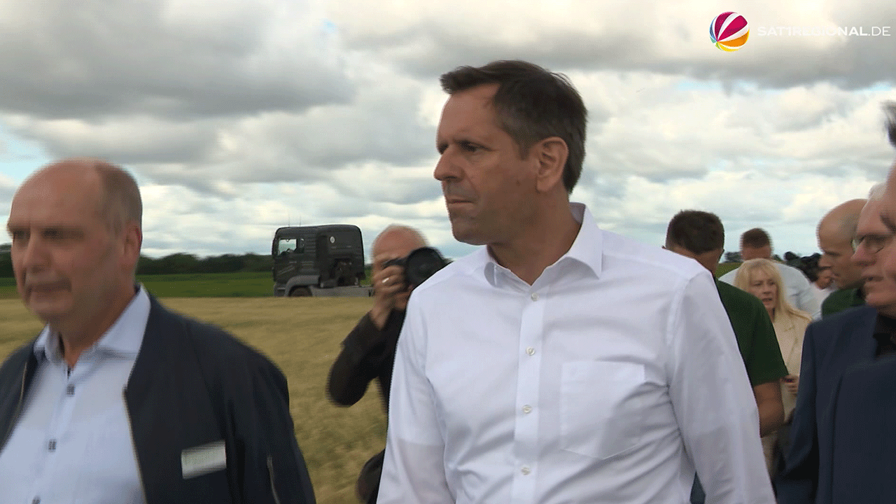 Video: Landwirtschaft und Integration: Olaf Lies in Borwede und Osnabrück