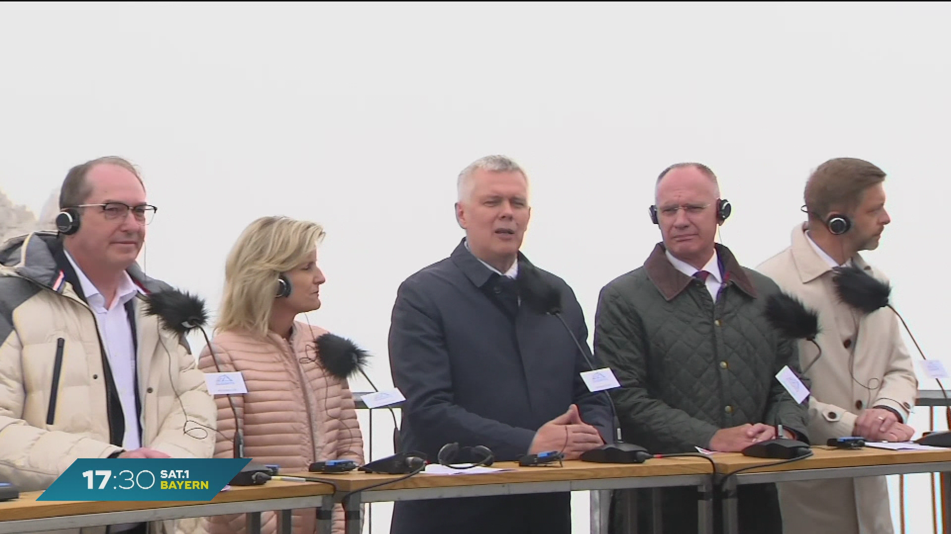 Video: Migrationsgipfel auf der Zugspitze: Bundesinnenminister Dobrindt lädt ein