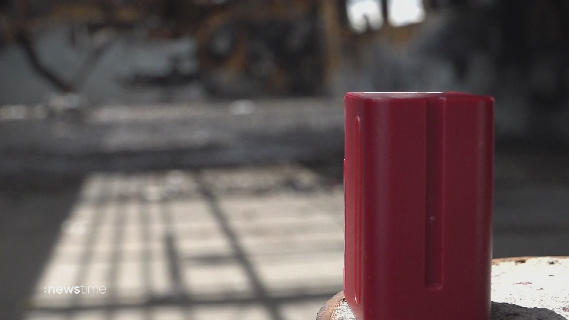 Video: Lithium-Ionen-Akkus sind tickende Zeitbomben